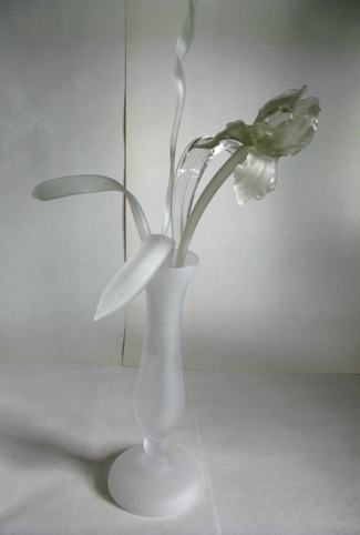 Elena Esikova_WHITE IRIS